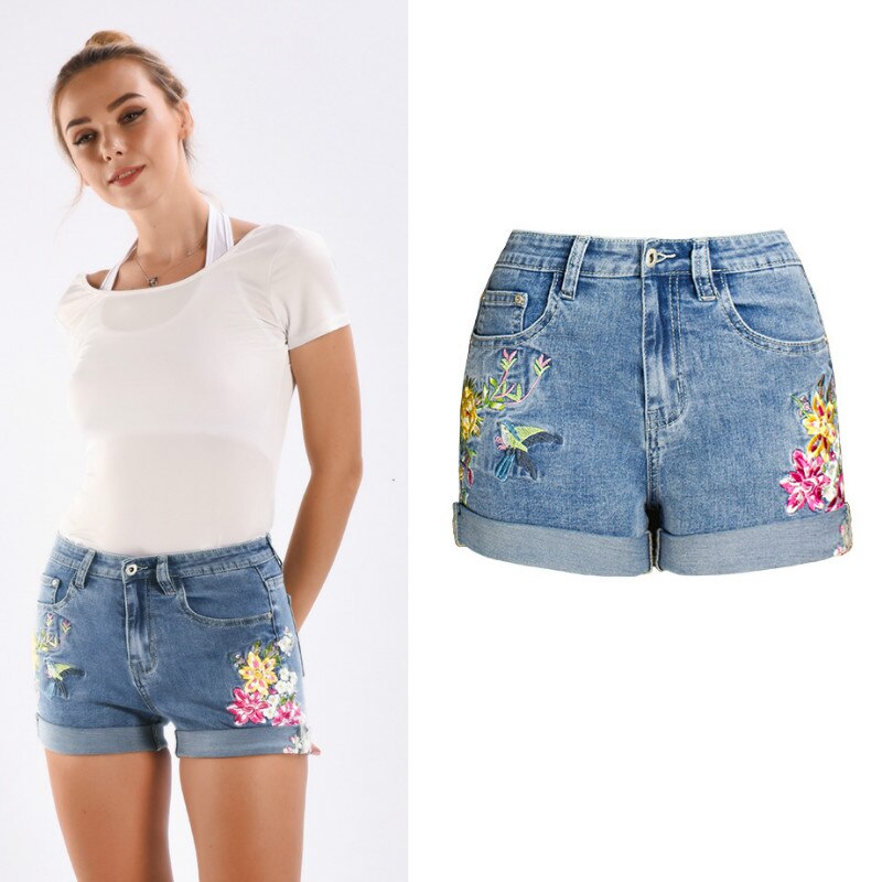 Flower Embroidery Denim Shorts